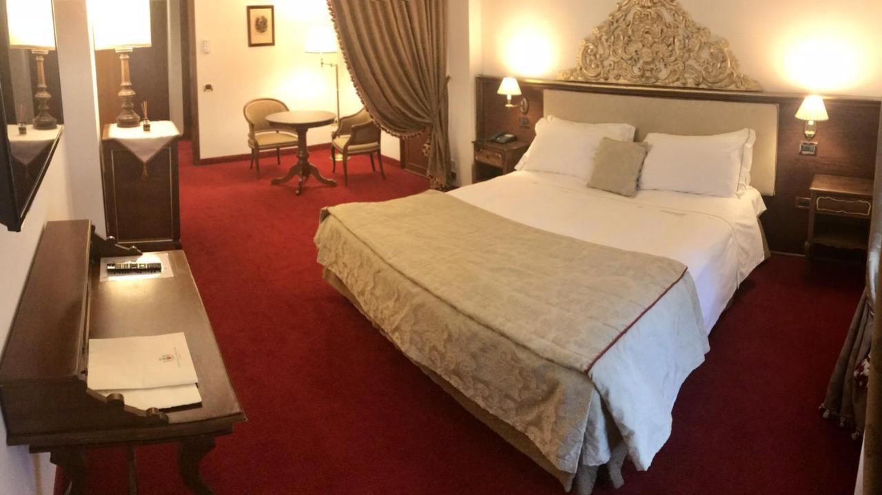Junior Suite Garden View Golf Course Access
